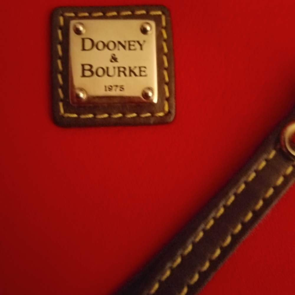 DOONEY AND BOURKE RED LEATHER WRISTLET WALLET PURSE
